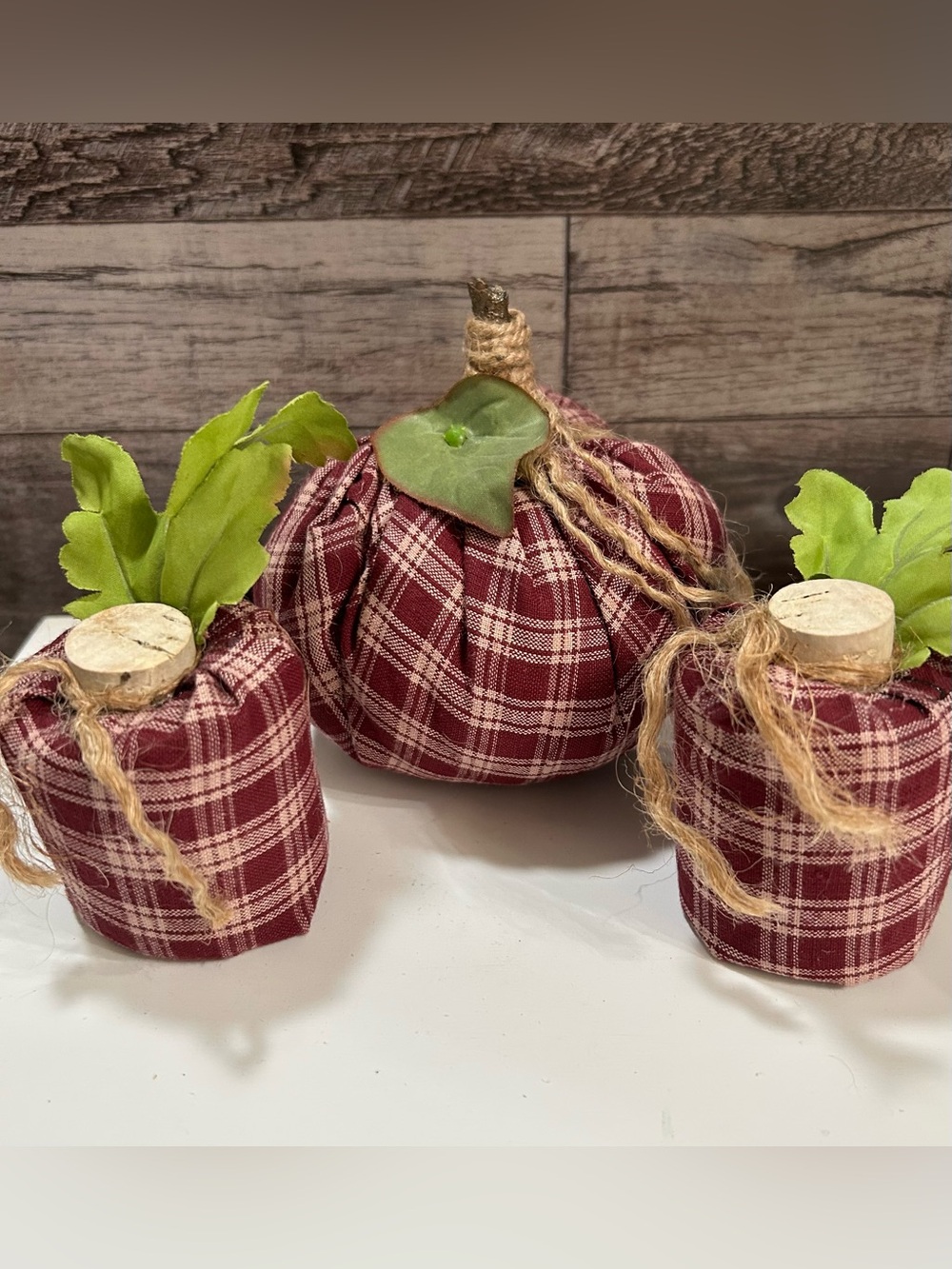 Handcrafted Primitive Fabric Apple Decor Set “Red”
